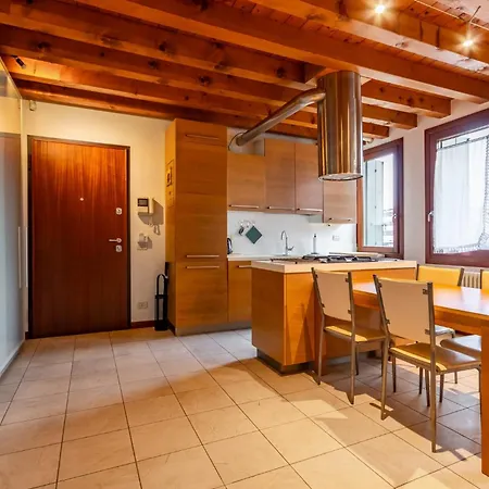 Guesthost - Space & Comfort Ideal Retreat Mestre Venise